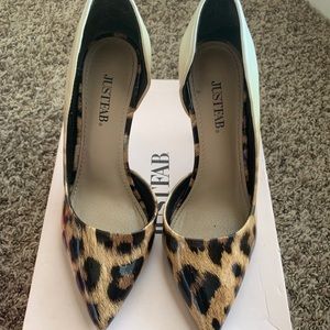 Women’s Leopard Pumps